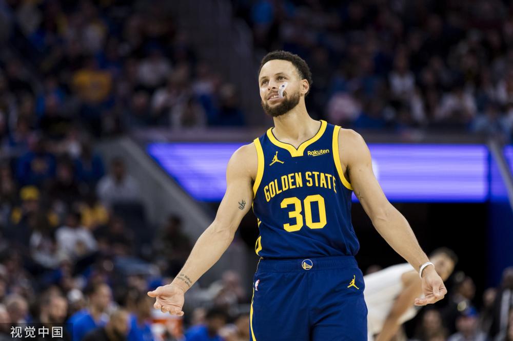 他的出现在 他的出现在